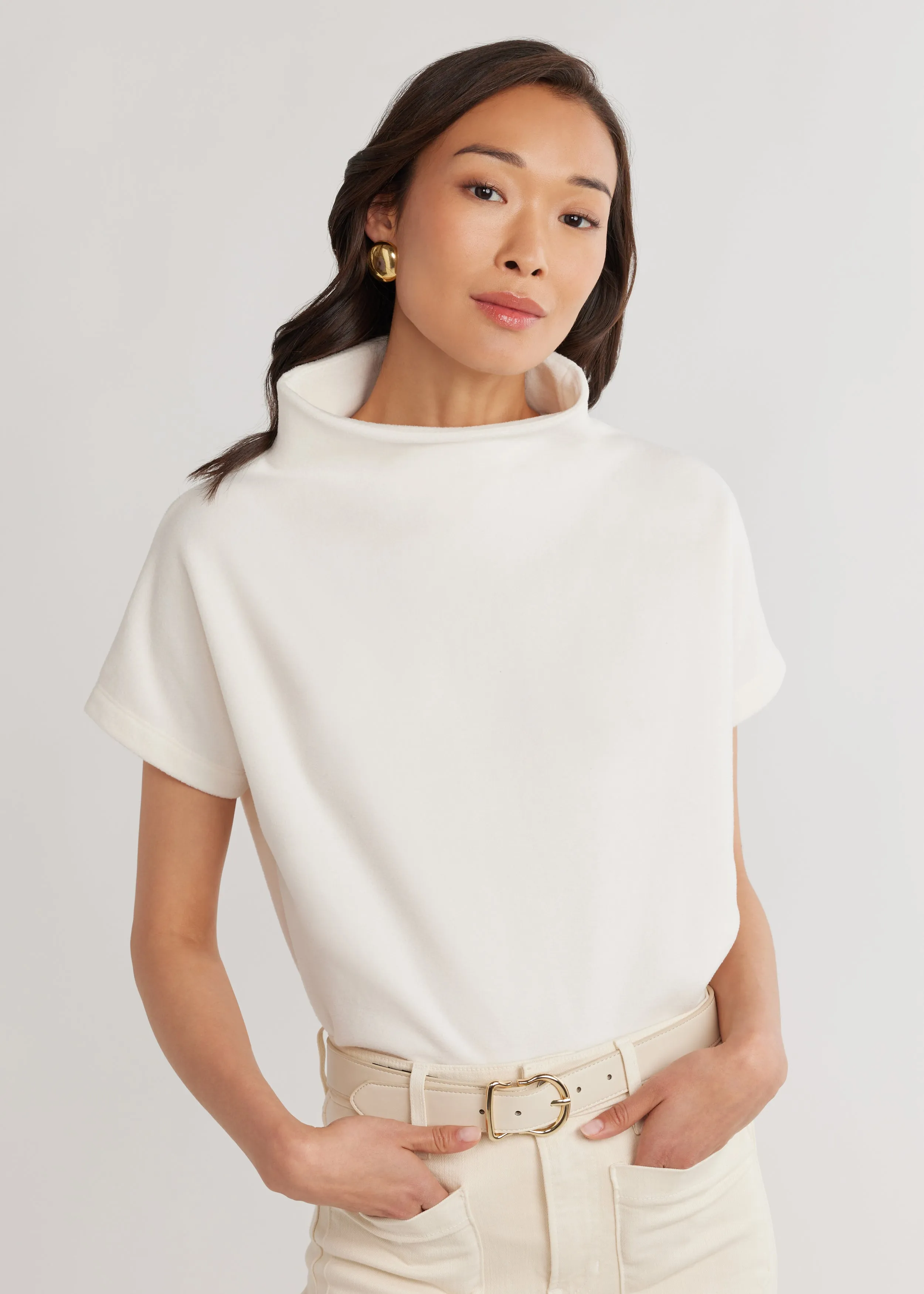 Bowery Mock Neck in Vello Fleece (Cream)