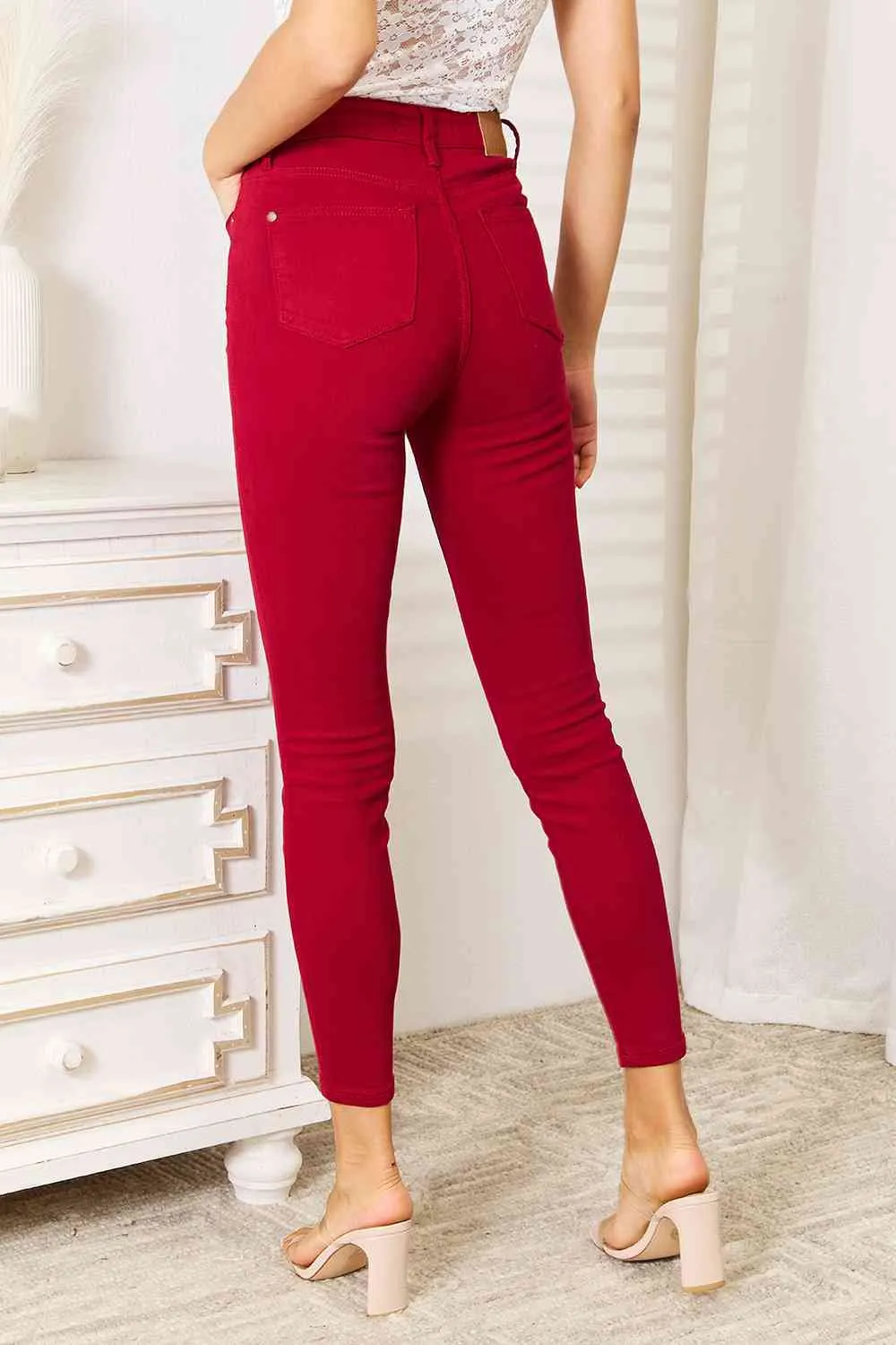 Jenna High Waist Skinny Jeans