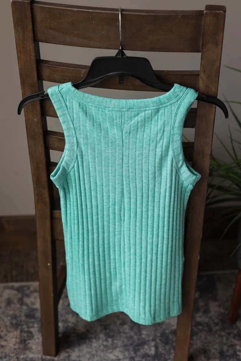 Kelly Green Scoop Neck Sleeveless Sweater Tank Top