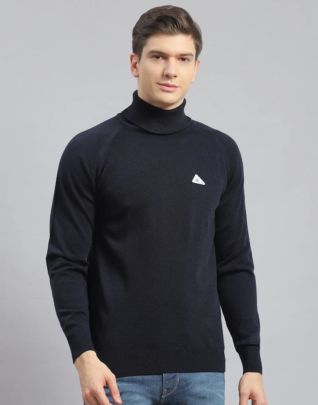 Men Navy Blue Solid H Neck Full Sleeve Pullover